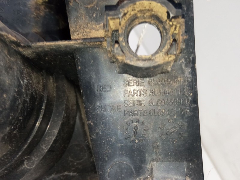 Recambio de piloto trasero derecho para seat ibiza iii (6l1) 1.4 16v referencia OEM IAM    Recambio de piloto trasero derecho para seat ibiza iii (6l1) 1.4 16v referencia OEM IAM