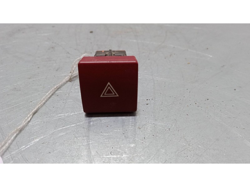 Recambio de warning para citroën berlingo furgoneta/monovolumen (b9) 1.6 hdi 75 4x4 referencia OEM IAM    Recambio de warning para citroën berlingo furgoneta/monovolumen (b9) 1.6 hdi 75 4x4 referencia OEM IAM