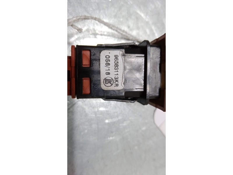 Recambio de warning para citroën berlingo furgoneta/monovolumen (b9) 1.6 hdi 75 4x4 referencia OEM IAM    Recambio de warning para citroën berlingo furgoneta/monovolumen (b9) 1.6 hdi 75 4x4 referencia OEM IAM