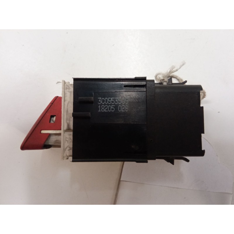 Recambio de warning para volkswagen passat b6 (3c2) 2.0 tdi 16v referencia OEM IAM    Recambio de warning para volkswagen passat b6 (3c2) 2.0 tdi 16v referencia OEM IAM