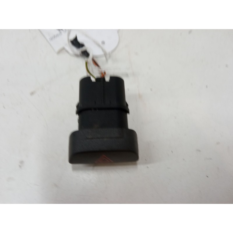 Recambio de warning para ford focus ii furgoneta/station wagon 1.6 tdci referencia OEM IAM 13a350ac   Recambio de warning para ford focus ii furgoneta/station wagon 1.6 tdci referencia OEM IAM 13a350ac