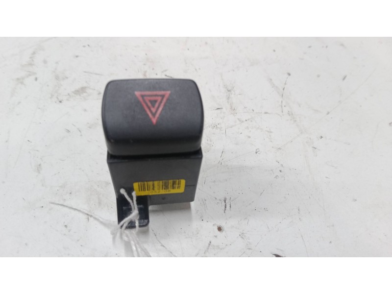 Recambio de warning para fiat bravo ii (198_) 1.9 d multijet (198axb1a) referencia OEM IAM    Recambio de warning para fiat bravo ii (198_) 1.9 d multijet (198axb1a) referencia OEM IAM