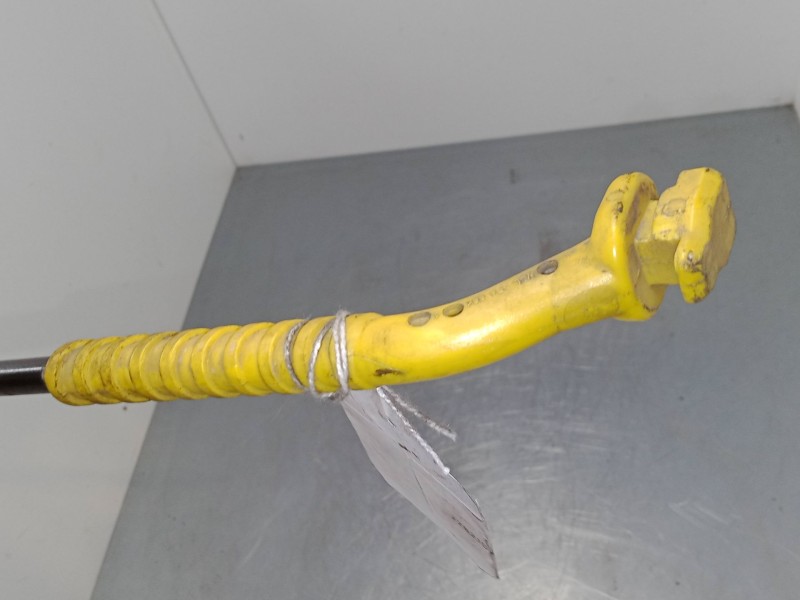 Recambio de varilla capo  para volkswagen polo v (6r1, 6c1) 1.4 tdi referencia OEM IAM    Recambio de varilla capo  para volkswagen polo v (6r1, 6c1) 1.4 tdi referencia OEM IAM