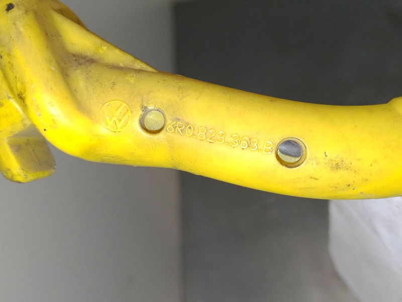 Recambio de varilla capo  para volkswagen polo v (6r1, 6c1) 1.4 tdi referencia OEM IAM    Recambio de varilla capo  para volkswagen polo v (6r1, 6c1) 1.4 tdi referencia OEM IAM