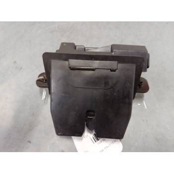 CERRADURA MALETERO / PORTON 