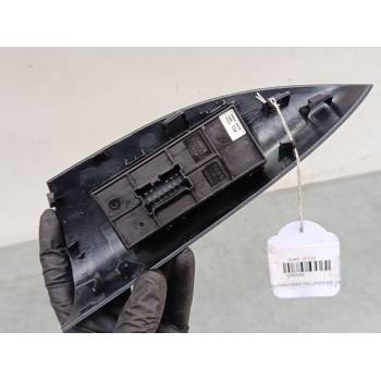 MANDO ELEVALUNAS DELANTERO DERECHO 254111KA5A 
