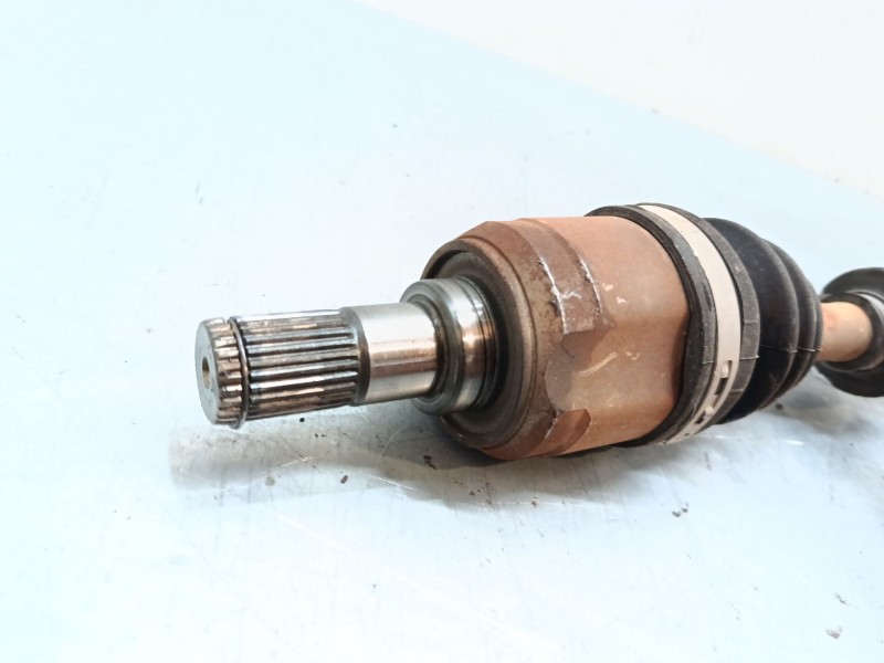 Recambio de transmision delantera izquierda para kia ceed tourer (cd) 1.6 crdi 136 referencia OEM IAM   