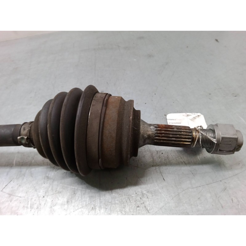 Recambio de transmision delantera izquierda para peugeot 208 i (ca_, cc_) 1.2 vti 82 referencia OEM IAM    Recambio de transmision delantera izquierda para peugeot 208 i (ca_, cc_) 1.2 vti 82 referencia OEM IAM