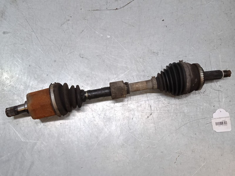 Recambio de transmision delantera izquierda para kia cee´d hatchback (ed) 1.6 crdi 90 referencia OEM IAM    Recambio de transmision delantera izquierda para kia cee´d hatchback (ed) 1.6 crdi 90 referencia OEM IAM