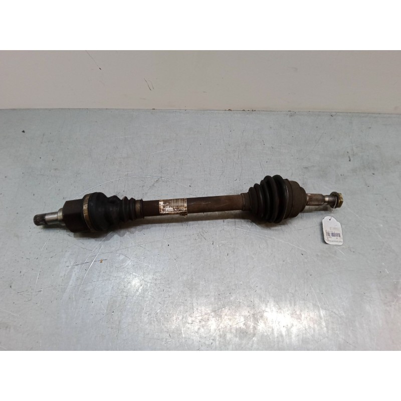 Recambio de transmision delantera izquierda para peugeot 407 (6d_) 2.0 16v (6drfjc, 6drfje, 6drfjf) referencia OEM IAM    Recambio de transmision delantera izquierda para peugeot 407 (6d_) 2.0 16v (6drfjc, 6drfje, 6drfjf) referencia OEM IAM