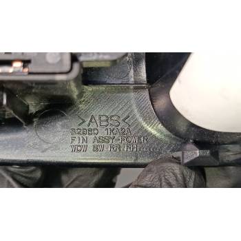 MANDO ELEVALUNAS TRASERO DERECHO 829601KA2A 
