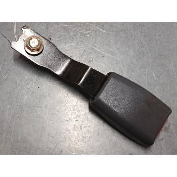 ANCLAJE CINTURON DELANTERO DERECHO 