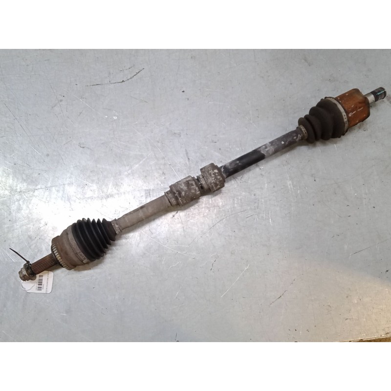 Recambio de transmision delantera derecha para kia cee´d hatchback (ed) 1.6 crdi 90 referencia OEM IAM    Recambio de transmision delantera derecha para kia cee´d hatchback (ed) 1.6 crdi 90 referencia OEM IAM