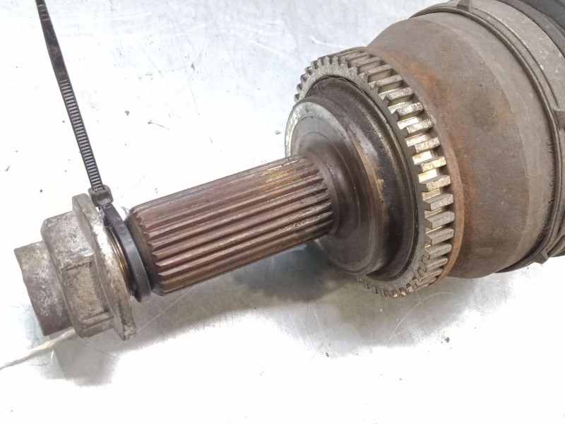 Recambio de transmision delantera derecha para kia cee´d hatchback (ed) 1.6 crdi 90 referencia OEM IAM    Recambio de transmision delantera derecha para kia cee´d hatchback (ed) 1.6 crdi 90 referencia OEM IAM