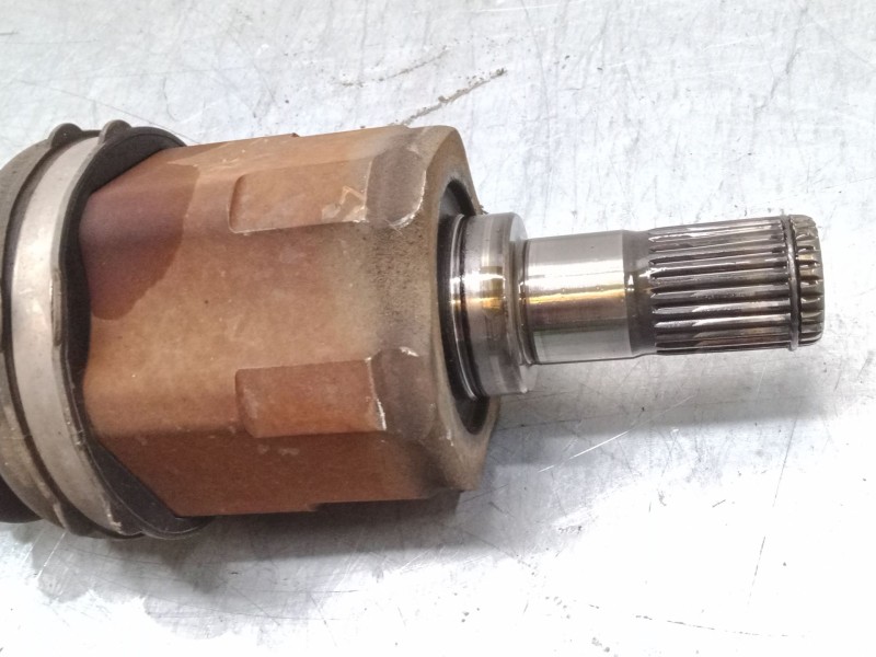 Recambio de transmision delantera derecha para kia cee´d hatchback (ed) 1.6 crdi 90 referencia OEM IAM    Recambio de transmision delantera derecha para kia cee´d hatchback (ed) 1.6 crdi 90 referencia OEM IAM