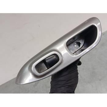 MANDO ELEVALUNAS TRASERO IZQUIERDO 829611KA2A 