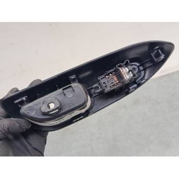 MANDO ELEVALUNAS TRASERO IZQUIERDO 829611KA2A 