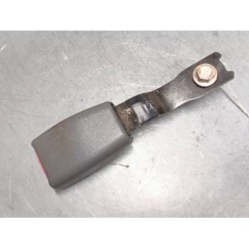 ANCLAJE CINTURON DELANTERO IZQUIERDO 