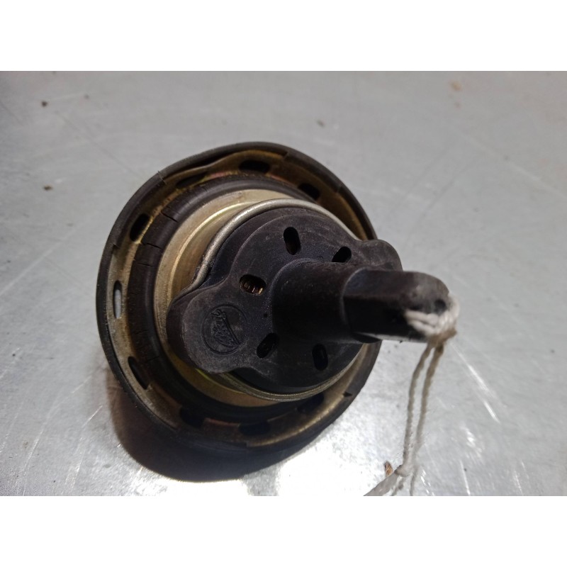 Recambio de tapon combustible para land rover range rover iii (l322) 4.4 4x4 referencia OEM IAM    Recambio de tapon combustible para land rover range rover iii (l322) 4.4 4x4 referencia OEM IAM