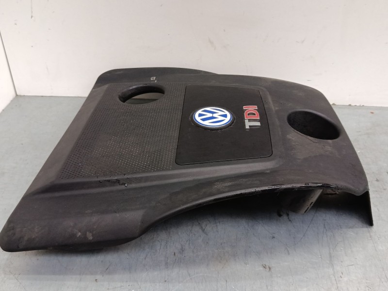 Recambio de tapa motor para volkswagen golf v variant (1k5) 1.9 tdi 4motion referencia OEM IAM    Recambio de tapa motor para volkswagen golf v variant (1k5) 1.9 tdi 4motion referencia OEM IAM