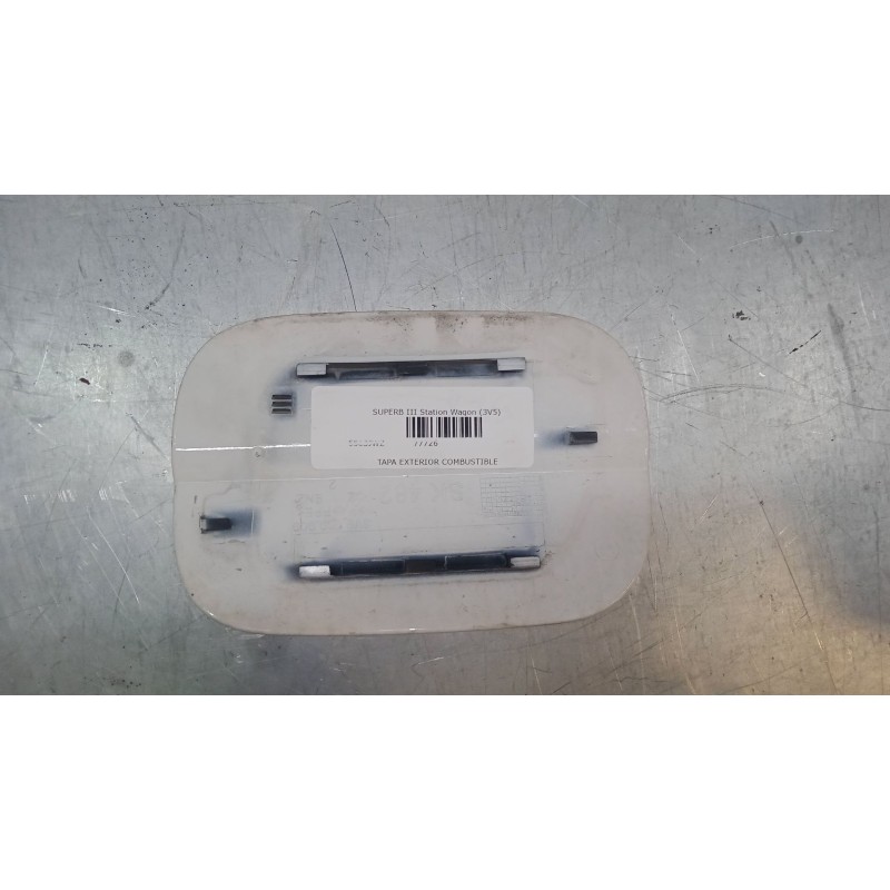 Recambio de tapa exterior combustible para skoda superb iii station wagon (3v5) 2.0 tdi referencia OEM IAM   