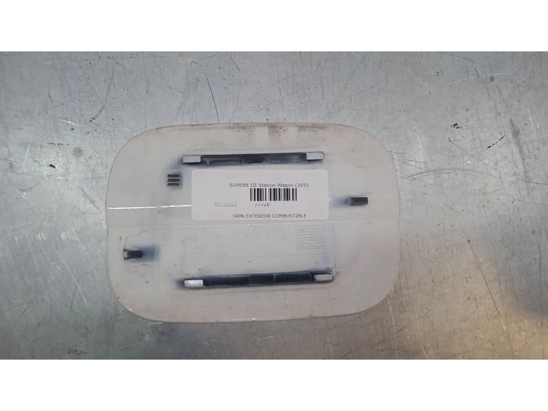 Recambio de tapa exterior combustible para skoda superb iii station wagon (3v5) 2.0 tdi referencia OEM IAM   