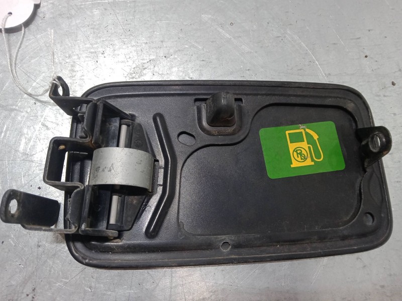 Recambio de tapa exterior combustible para land rover range rover iii (l322) 4.4 4x4 referencia OEM IAM    Recambio de tapa exterior combustible para land rover range rover iii (l322) 4.4 4x4 referencia OEM IAM