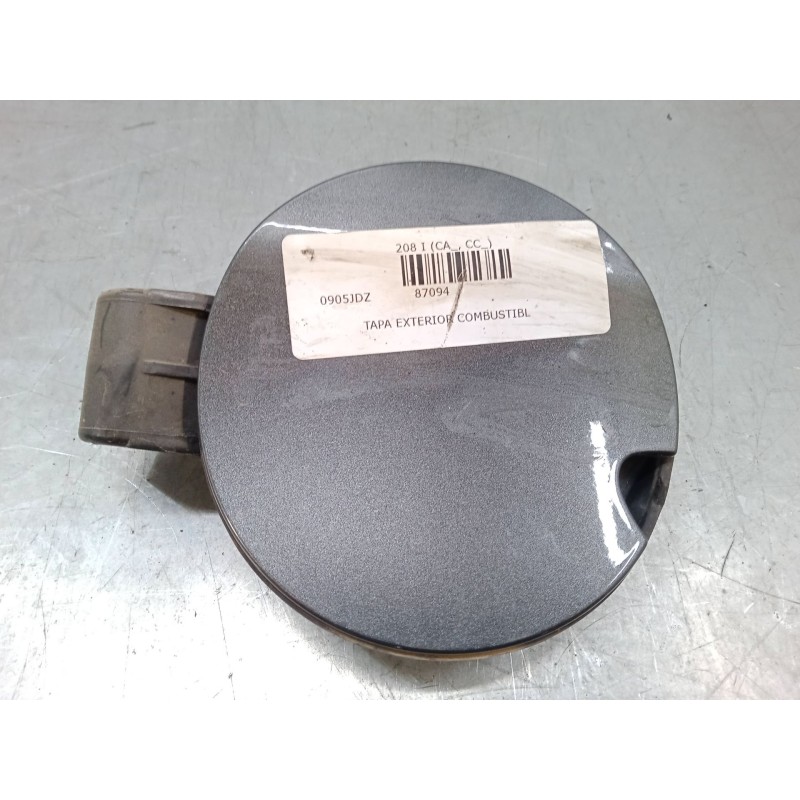 Recambio de tapa exterior combustible para peugeot 208 i (ca_, cc_) 1.2 vti 82 referencia OEM IAM    Recambio de tapa exterior combustible para peugeot 208 i (ca_, cc_) 1.2 vti 82 referencia OEM IAM
