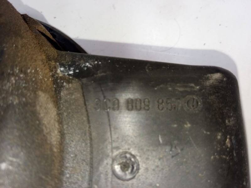 Recambio de tapa exterior combustible para volkswagen passat b6 (3c2) 2.0 tdi 16v referencia OEM IAM    Recambio de tapa exterior combustible para volkswagen passat b6 (3c2) 2.0 tdi 16v referencia OEM IAM