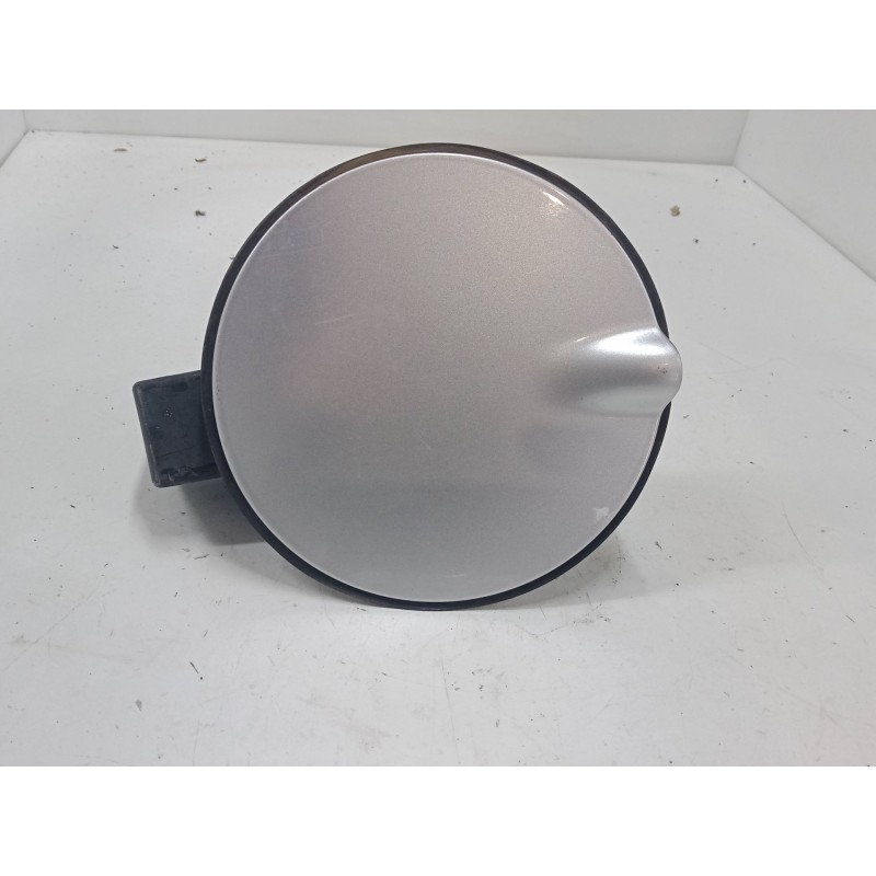 Recambio de tapa exterior combustible para opel corsa e (x15) 1.4 (08, 68) referencia OEM IAM 13427916   Recambio de tapa exterior combustible para opel corsa e (x15) 1.4 (08, 68) referencia OEM IAM 13427916