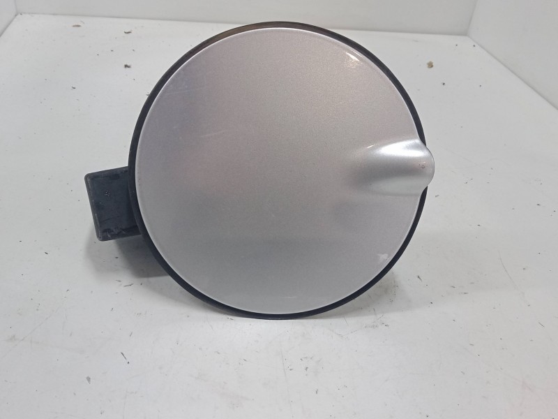 Recambio de tapa exterior combustible para opel corsa e (x15) 1.4 (08, 68) referencia OEM IAM 13427916   Recambio de tapa exterior combustible para opel corsa e (x15) 1.4 (08, 68) referencia OEM IAM 13427916