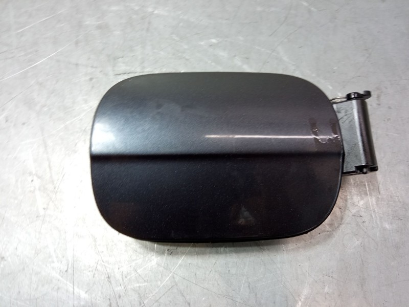 Recambio de tapa exterior combustible para audi a6 c6 (4f2) 2.0 tdi referencia OEM IAM    Recambio de tapa exterior combustible para audi a6 c6 (4f2) 2.0 tdi referencia OEM IAM