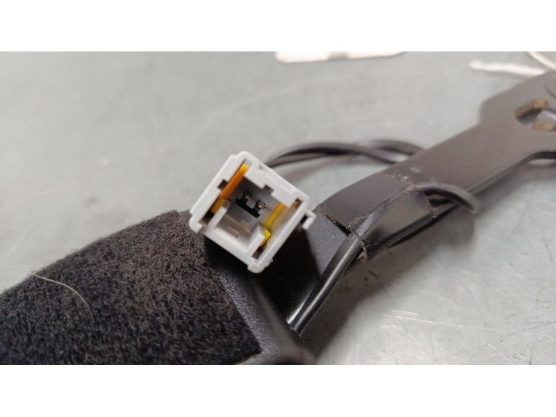 Recambio de anclaje cinturon delantero izquierdo para citroën c-elysee (dd_) 1.2 vti 82 referencia OEM IAM    Recambio de anclaje cinturon delantero izquierdo para citroën c-elysee (dd_) 1.2 vti 82 referencia OEM IAM