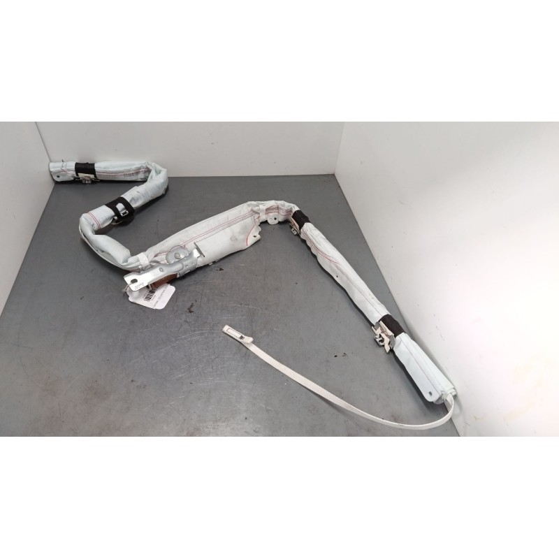 Recambio de airbag lateral delantero izquierdo para peugeot 2008 i (cu_) 1.2 thp 110 / puretech 110 referencia OEM IAM 980409238 Recambio de airbag lateral delantero izquierdo para peugeot 2008 i (cu_) 1.2 thp 110 / puretech 110 referencia OEM IAM 980409238