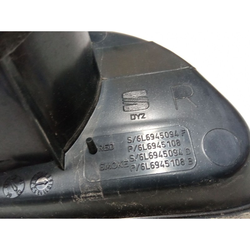 Recambio de piloto trasero porton derecho para seat ibiza iii (6l1) 1.4 16v referencia OEM IAM 6l6945094f   Recambio de piloto trasero porton derecho para seat ibiza iii (6l1) 1.4 16v referencia OEM IAM 6l6945094f