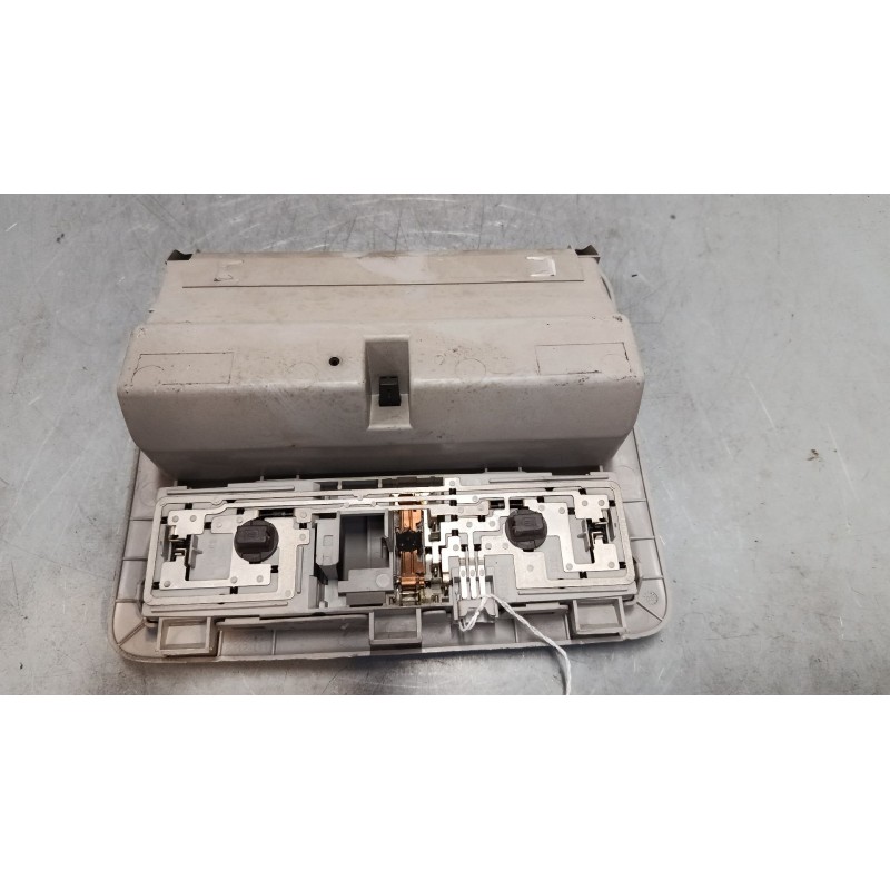 Recambio de luz interior delantera para nissan pathfinder iii (r51) 2.5 dci referencia OEM IAM    Recambio de luz interior delantera para nissan pathfinder iii (r51) 2.5 dci referencia OEM IAM