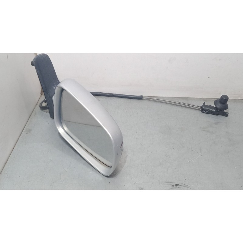 Recambio de retrovisor derecho para seat alhambra (7v8, 7v9) 2.0 i referencia OEM IAM    Recambio de retrovisor derecho para seat alhambra (7v8, 7v9) 2.0 i referencia OEM IAM