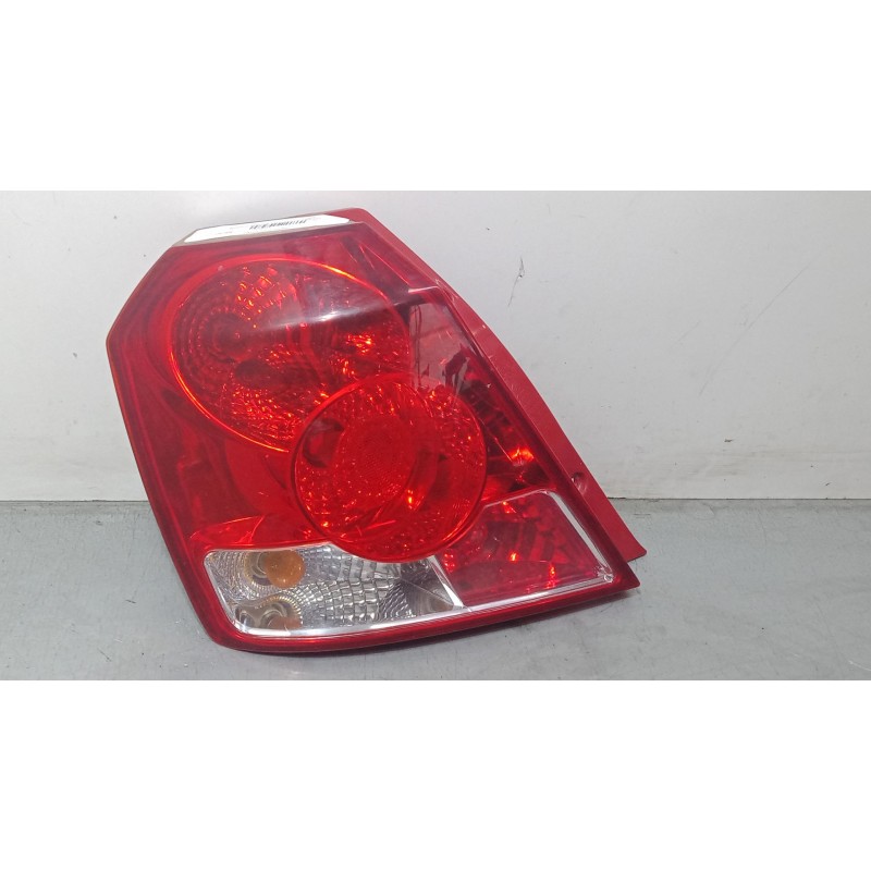 Recambio de faro izquierdo para chevrolet aveo / kalos hatchback (t200) 1.4 16v referencia OEM IAM    Recambio de faro izquierdo para chevrolet aveo / kalos hatchback (t200) 1.4 16v referencia OEM IAM