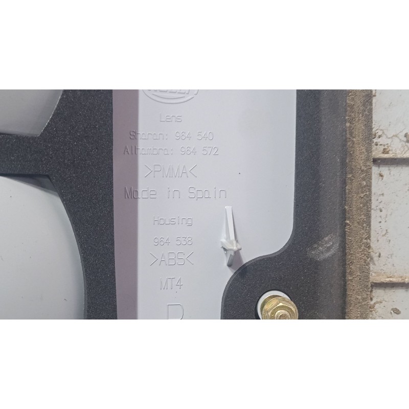 Recambio de piloto trasero derecho para seat alhambra (7v8, 7v9) 2.0 i referencia OEM IAM    Recambio de piloto trasero derecho para seat alhambra (7v8, 7v9) 2.0 i referencia OEM IAM