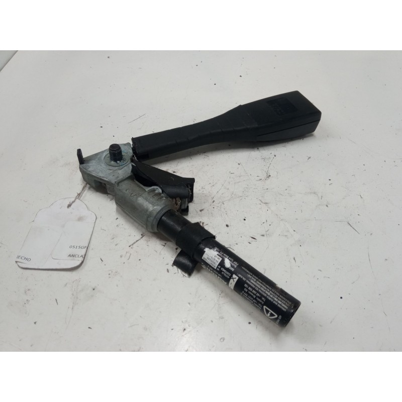 Recambio de anclaje cinturon delantero derecho para opel corsa d (s07) 1.3 cdti (l08, l68) referencia OEM IAM   