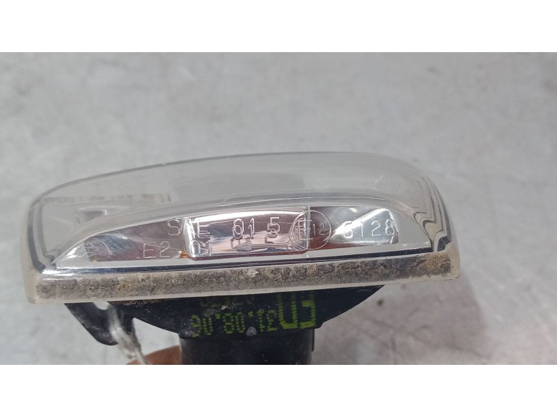 Recambio de intermitente lateral izquierdo para opel corsa d (s07) 1.4 (l08, l68) referencia OEM IAM    Recambio de intermitente lateral izquierdo para opel corsa d (s07) 1.4 (l08, l68) referencia OEM IAM