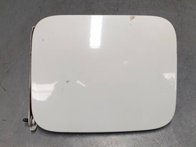 TAPA EXTERIOR COMBUSTIBLE 