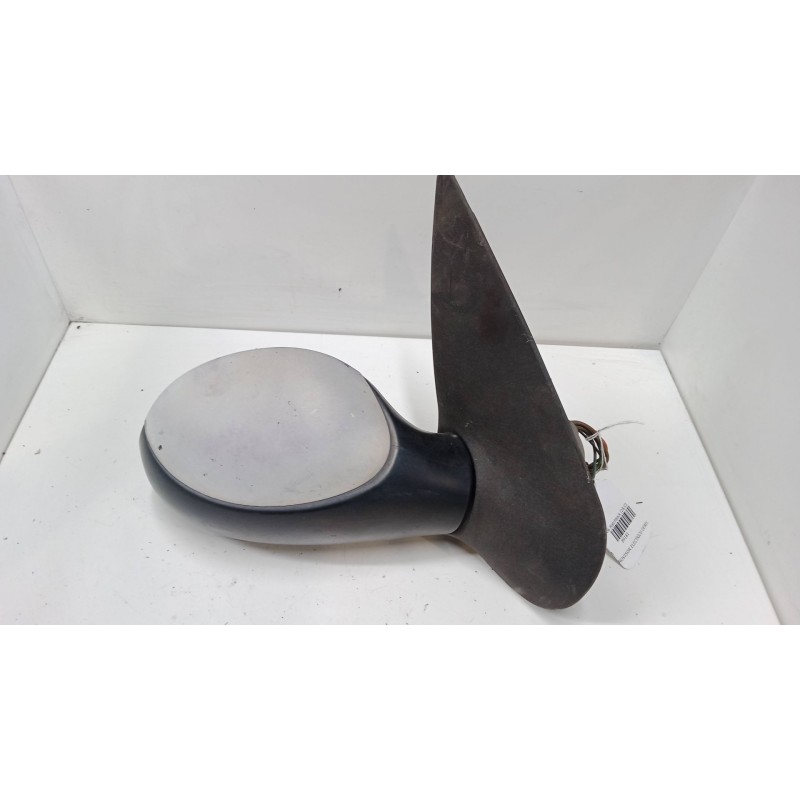 Recambio de retrovisor electrico derecho para peugeot 206 hatchback (2a/c) 1.4 i referencia OEM IAM    Recambio de retrovisor electrico derecho para peugeot 206 hatchback (2a/c) 1.4 i referencia OEM IAM