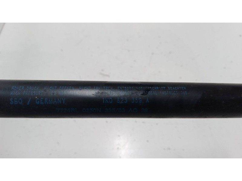 Recambio de amortiguadores capo para volkswagen golf v (1k1) 2.0 tdi 16v referencia OEM IAM    Recambio de amortiguadores capo para volkswagen golf v (1k1) 2.0 tdi 16v referencia OEM IAM