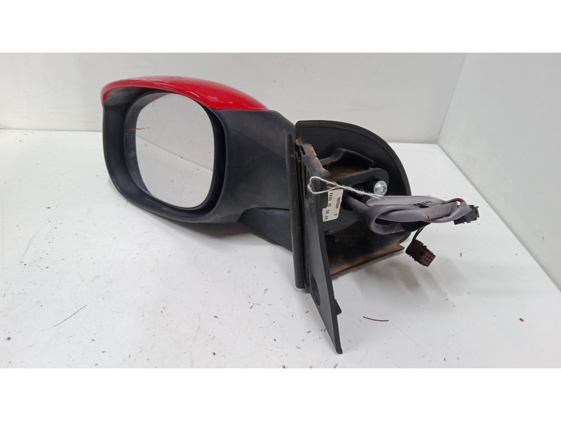 Recambio de retrovisor electrico izquierdo para peugeot 1007 (km_) 1.4 hdi referencia OEM IAM    Recambio de retrovisor electrico izquierdo para peugeot 1007 (km_) 1.4 hdi referencia OEM IAM
