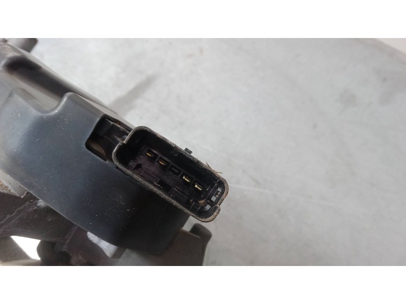 Recambio de motor limpia delantero para peugeot 1007 (km_) 1.4 hdi referencia OEM IAM    Recambio de motor limpia delantero para peugeot 1007 (km_) 1.4 hdi referencia OEM IAM