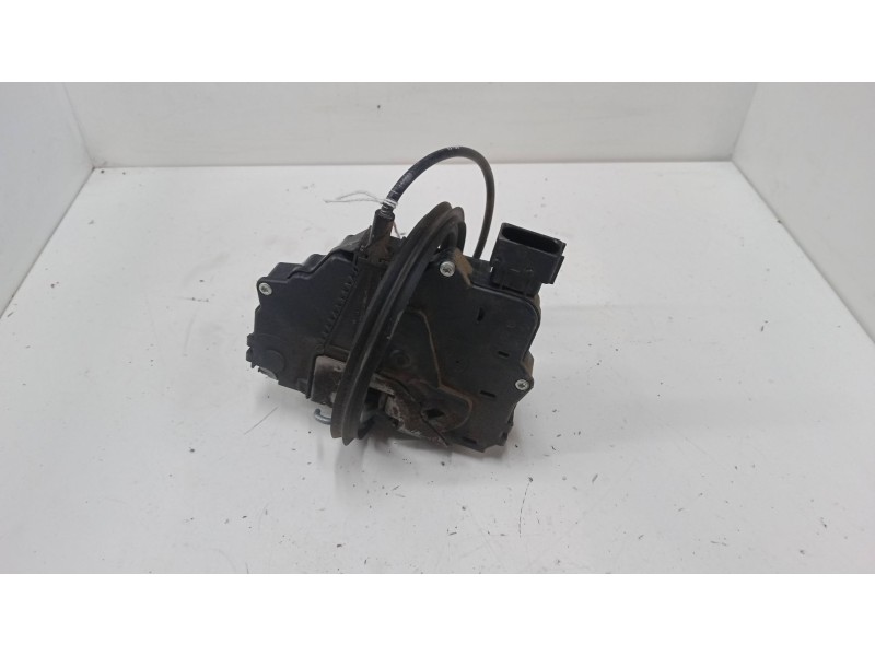 Recambio de cerradura puerta delantera derecha para opel corsa d (s07) 1.4 (l08, l68) referencia OEM IAM    Recambio de cerradura puerta delantera derecha para opel corsa d (s07) 1.4 (l08, l68) referencia OEM IAM