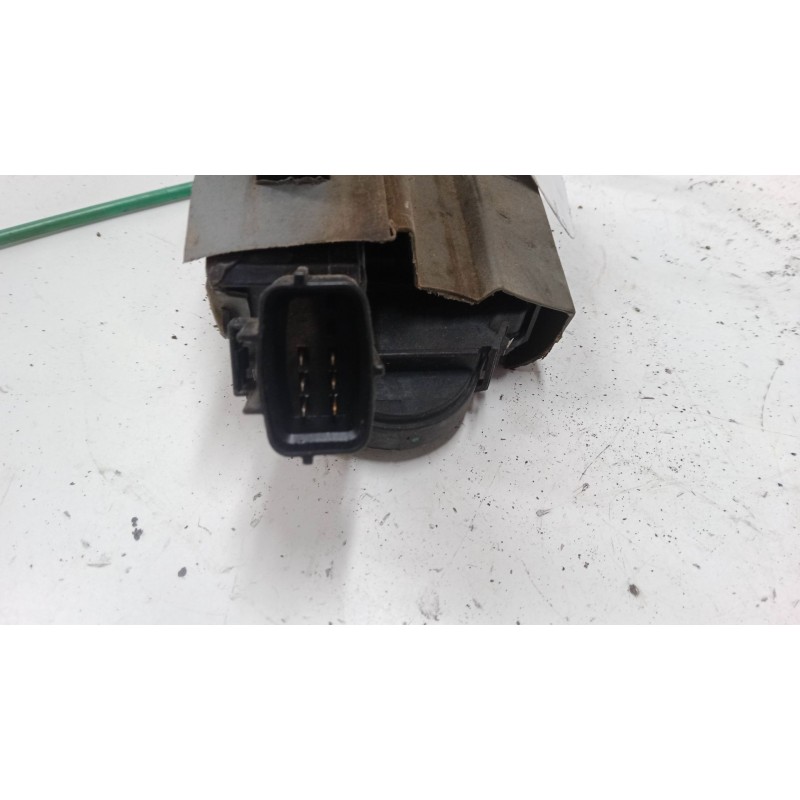 Recambio de cerradura puerta trasera izquierda para fiat idea (350_) 1.4 16v referencia OEM IAM    Recambio de cerradura puerta trasera izquierda para fiat idea (350_) 1.4 16v referencia OEM IAM