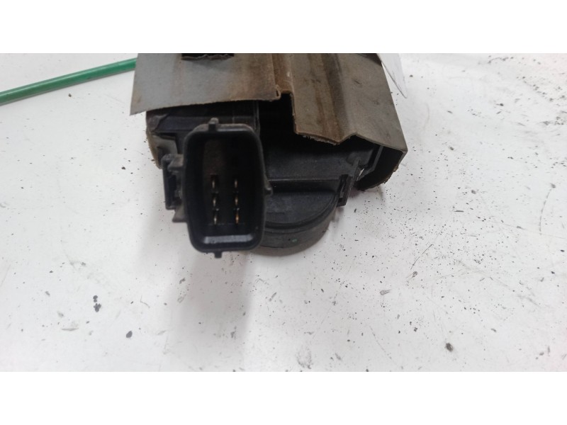 Recambio de cerradura puerta trasera izquierda para fiat idea (350_) 1.4 16v referencia OEM IAM    Recambio de cerradura puerta trasera izquierda para fiat idea (350_) 1.4 16v referencia OEM IAM