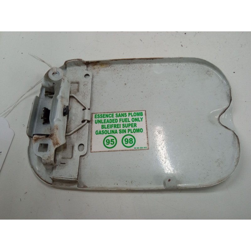 Recambio de tapa exterior combustible para dacia sandero 1.2 16v referencia OEM IAM    Recambio de tapa exterior combustible para dacia sandero 1.2 16v referencia OEM IAM